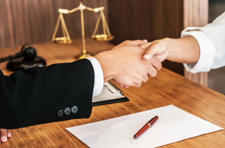 Arbitrase dan Alternatif Penyelesaian Sengketa